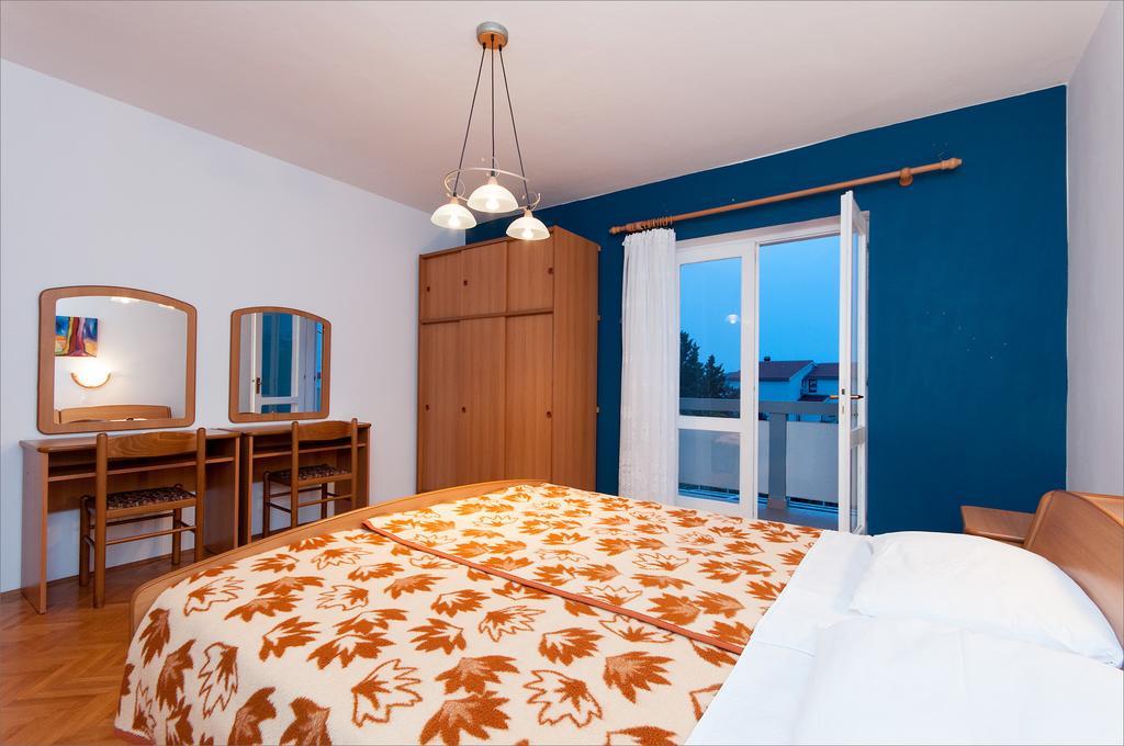 Maslinov Hlad Apartment Barbat na Rabu Room photo